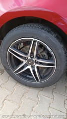 Ford Mustang  2011