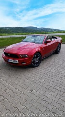 Ford Mustang  2011