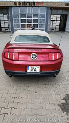 Ford Mustang  2011