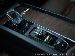 Volvo Ostatní modely XC60 Inscription T8 Twin Engin 2020