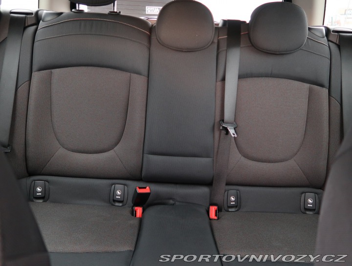 Mini Clubman Cooper D 2015