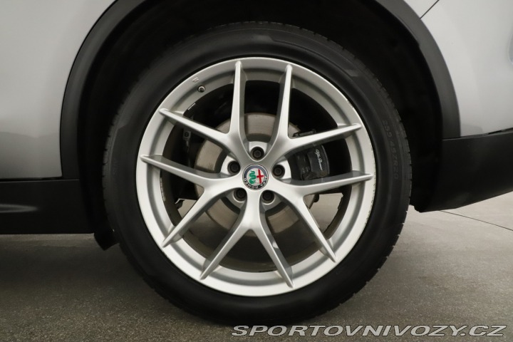 Alfa Romeo Stelvio 2.0 Turbo Q4 2017