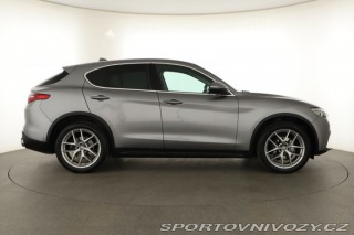 Alfa Romeo Stelvio 2.0 Turbo Q4 2017