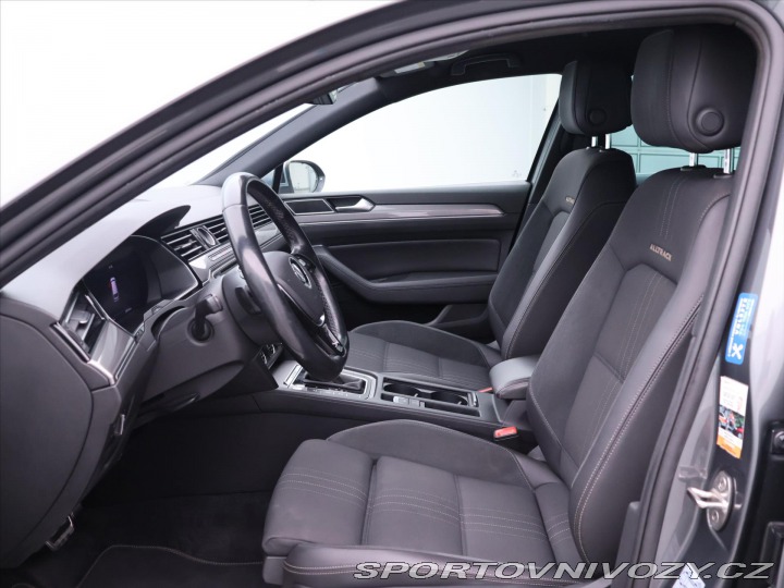 Volkswagen Ostatní modely Passat 2,0 TDI 176kW DSG CZ Allt 2017