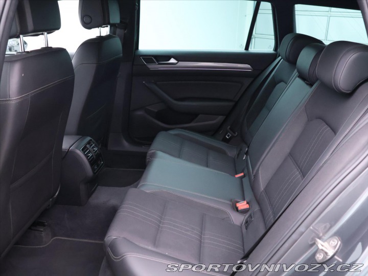 Volkswagen Ostatní modely Passat 2,0 TDI 176kW DSG CZ Allt 2017