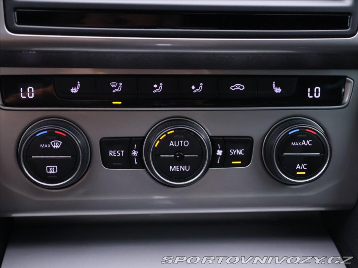 Volkswagen Ostatní modely Passat 2,0 TDI 176kW DSG CZ Allt 2017