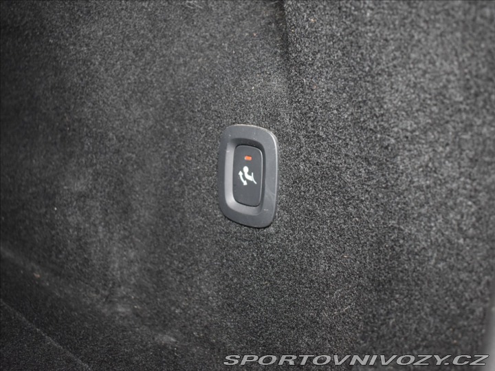 Volvo Ostatní modely XC60 2,0 B6 AWD head up,BLIS,B 2021
