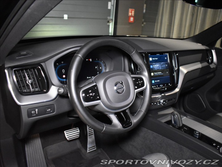 Volvo Ostatní modely XC60 2,0 B6 AWD head up,BLIS,B 2021