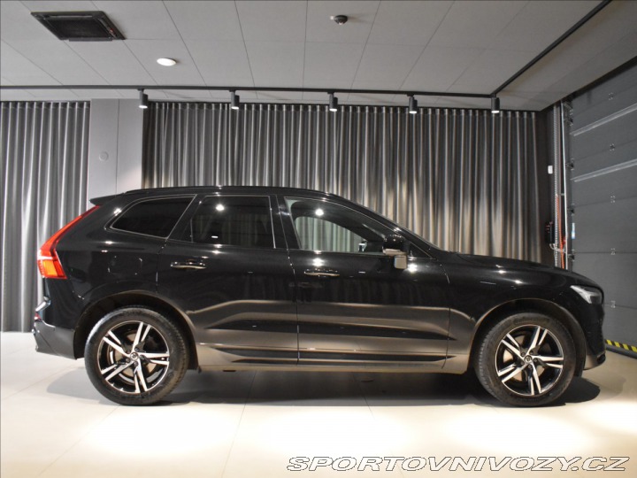 Volvo Ostatní modely XC60 2,0 B6 AWD head up,BLIS,B 2021