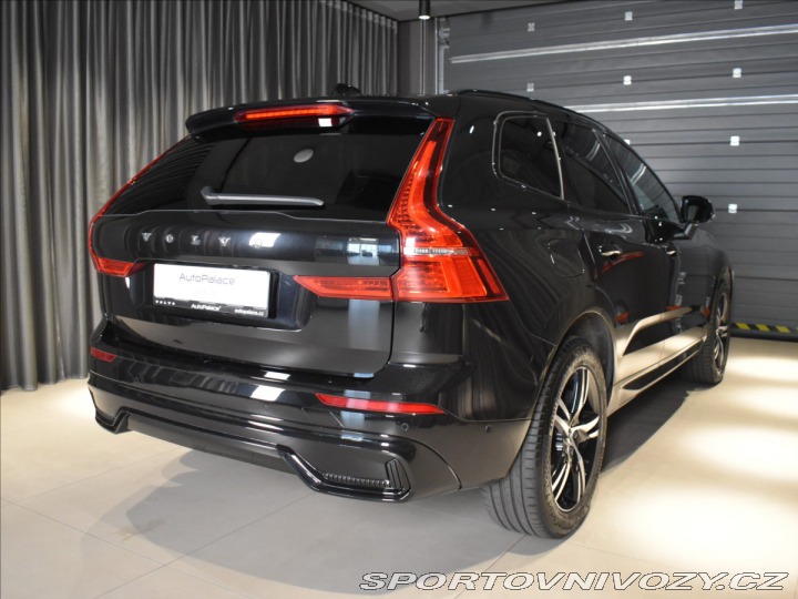 Volvo Ostatní modely XC60 2,0 B6 AWD head up,BLIS,B 2021
