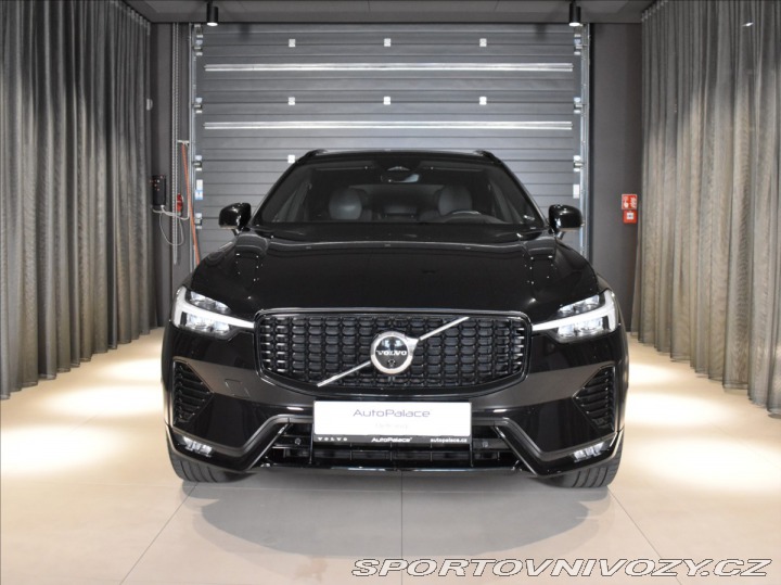 Volvo Ostatní modely XC60 2,0 B6 AWD head up,BLIS,B 2021