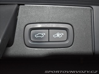 Volvo Ostatní modely XC60 2,0 B6 AWD head up,BLIS,B 2021