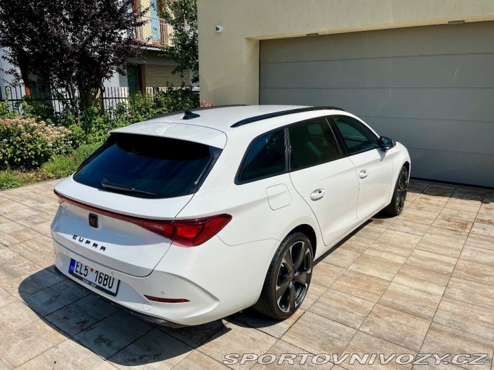 Cupra Leon 1,4   e-hybrid 180 kw 1800