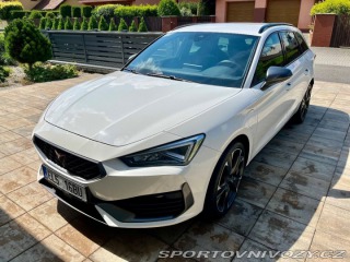 Cupra Leon 1,4   e-hybrid 180 kw 1800