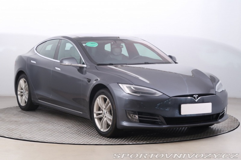 Tesla Model S 75