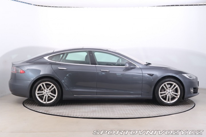 Tesla Model S 75 2017