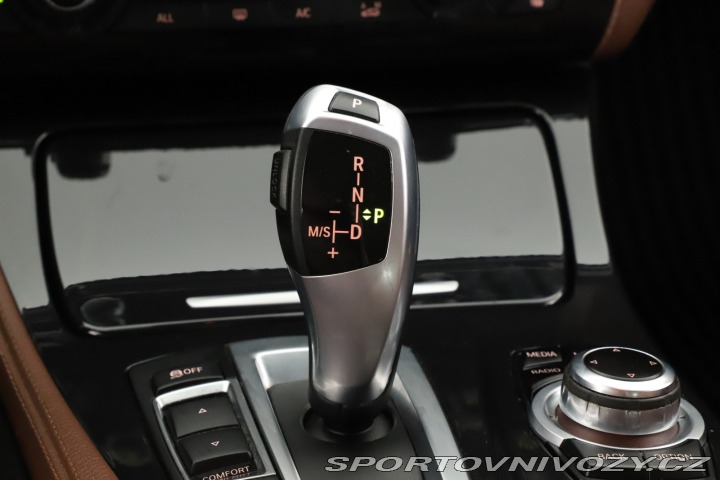 BMW 5 M Paket 535d xDrive 2012