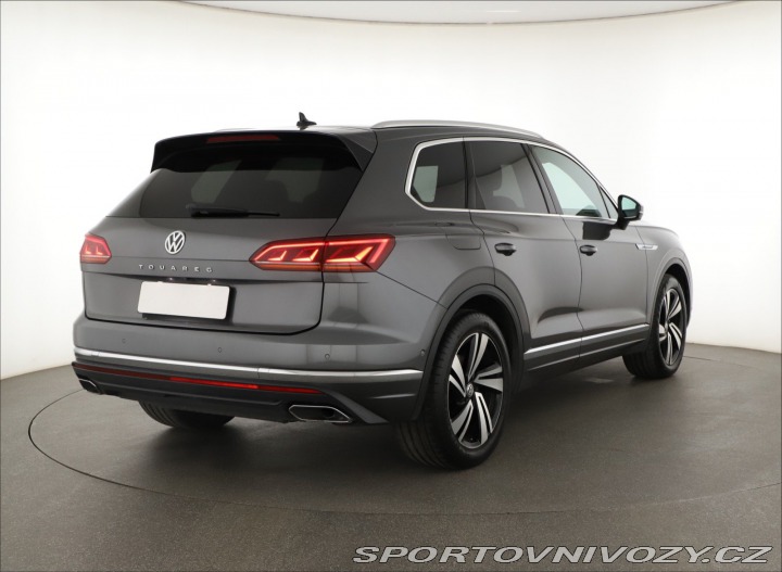 Volkswagen Ostatní modely Touareg R-Line 3.0 TDI 2019