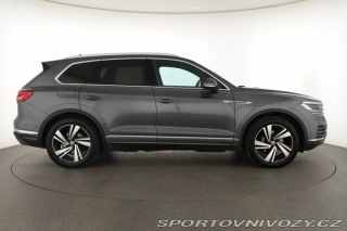 Volkswagen Ostatní modely Touareg R-Line 3.0 TDI 2019