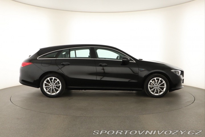 Mercedes-Benz CLA 250 e 2021