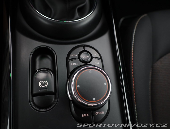 Mini Clubman One D 2016