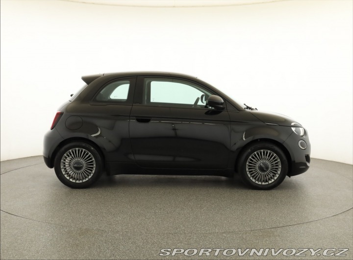 Fiat 500 500e  42 kWh 2022