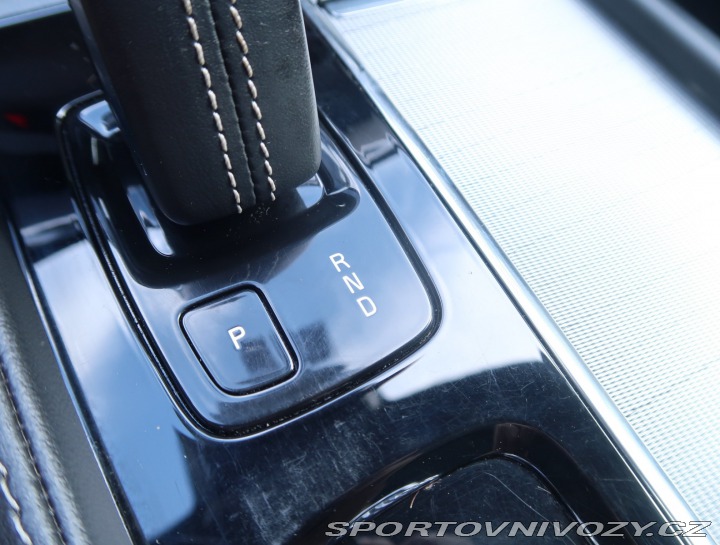Volvo Ostatní modely XC90 Premium B5 AWD Polestar 2021