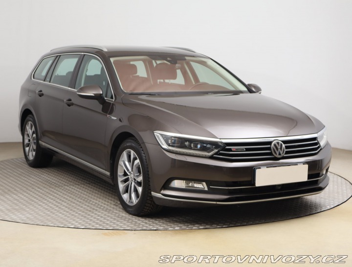 Volkswagen Ostatní modely Passat Highline 2.0 BiTDI 2015