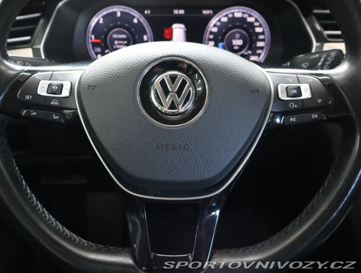 Volkswagen Ostatní modely Passat Highline 2.0 BiTDI 2015