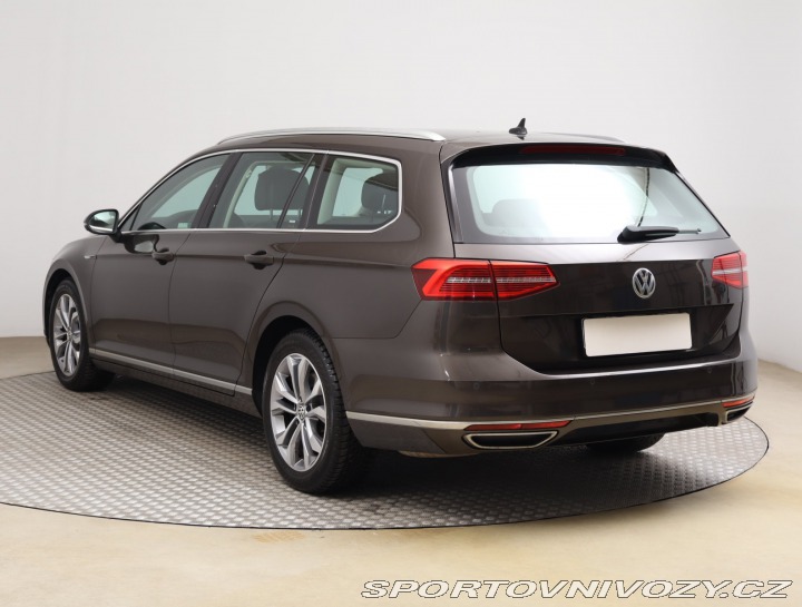 Volkswagen Ostatní modely Passat Highline 2.0 BiTDI 2015
