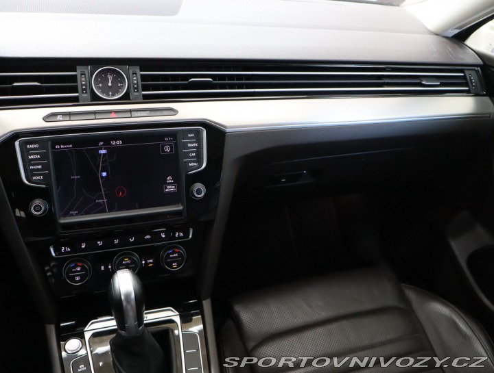 Volkswagen Ostatní modely Passat Highline 2.0 BiTDI 2015