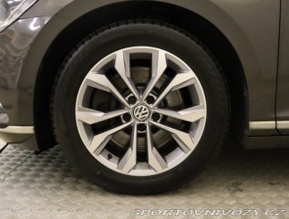 Volkswagen Ostatní modely Passat Highline 2.0 BiTDI 2015