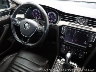 Volkswagen Ostatní modely Passat Highline 2.0 BiTDI 2015
