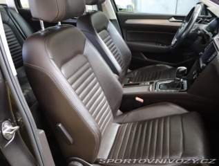 Volkswagen Ostatní modely Passat Highline 2.0 BiTDI 2015