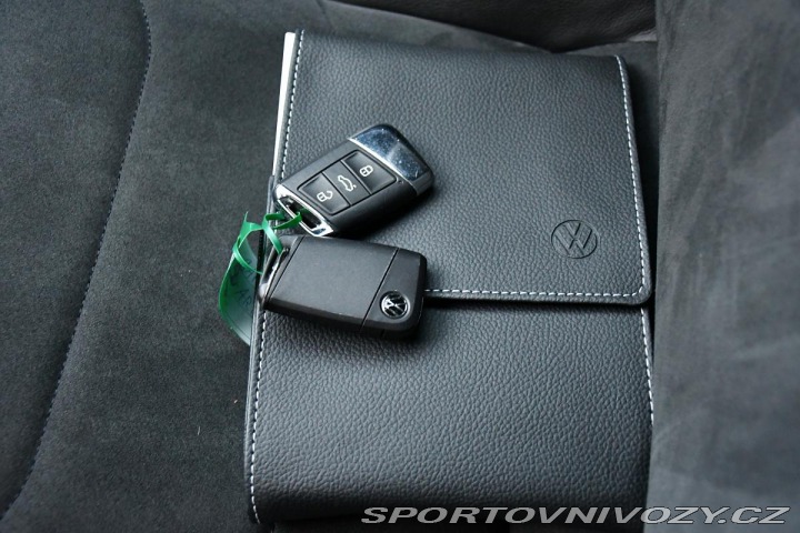 Volkswagen Arteon 2.0TDi R-LINE DSG TAŽNÉ Č 2022