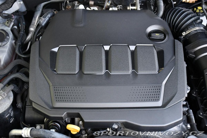 Volkswagen Arteon 2.0TDi R-LINE DSG TAŽNÉ Č 2022