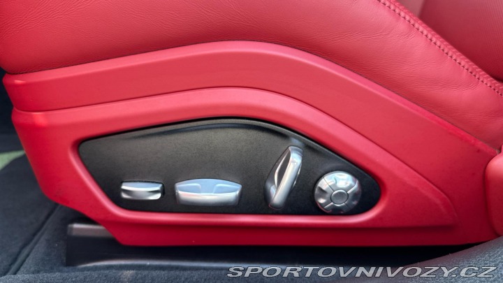 Porsche Panamera 4S 2019