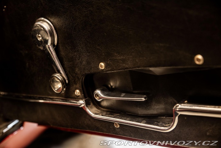 Jaguar E-Type  1800