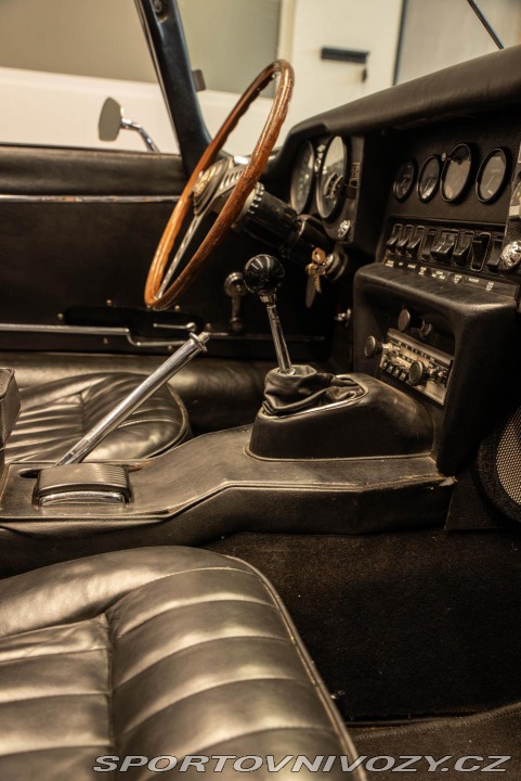 Jaguar E-Type  1800