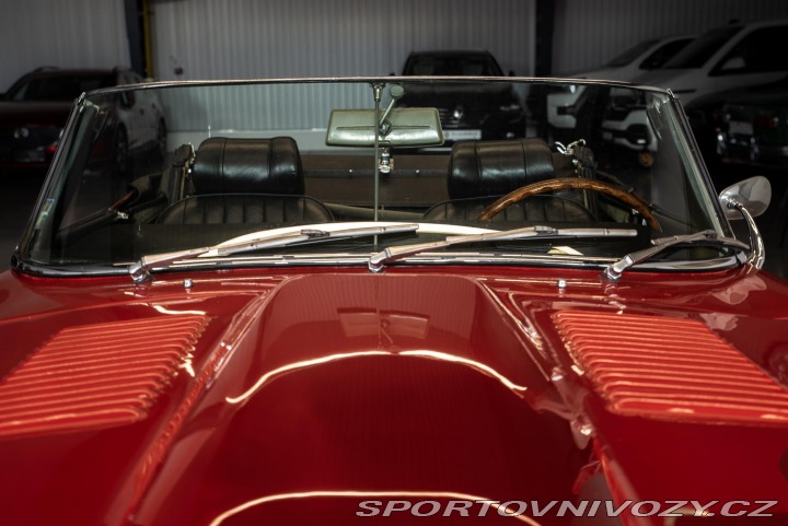Jaguar E-Type  1800