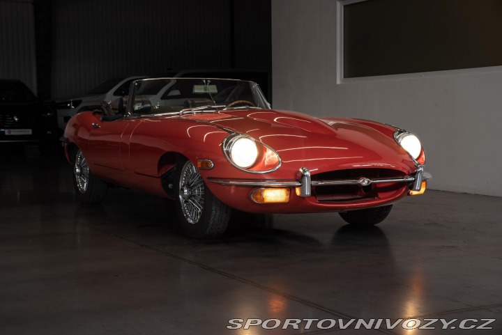Jaguar E-Type  1800