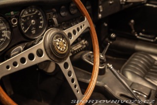 Jaguar E-Type  1800