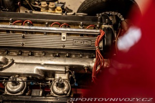 Jaguar E-Type  1800