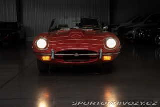 Jaguar E-Type  1800