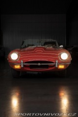 Jaguar E-Type  1800