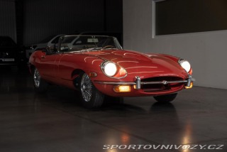 Jaguar E-Type  1800