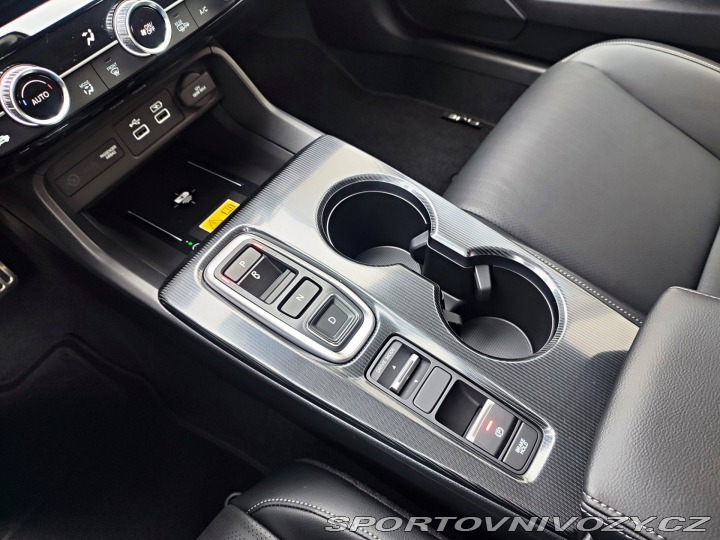 Honda Civic 2.0e:HEV Advance Black SK 2025