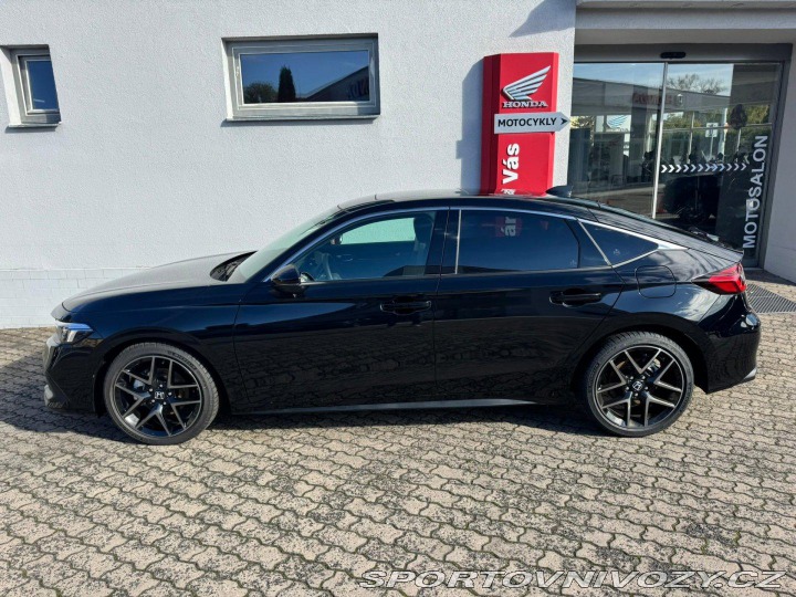 Honda Civic 2.0e:HEV Advance Black SK 2025
