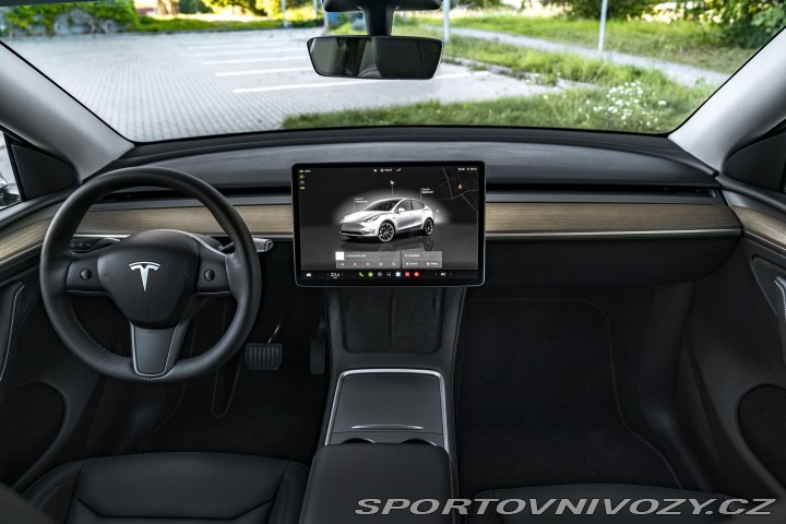 Tesla Model Y Long Range Dual Motor 2023