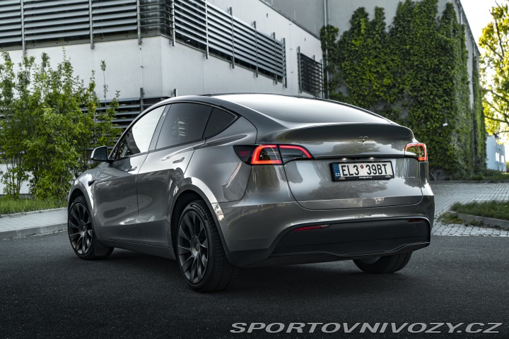 Tesla Model Y Long Range Dual Motor 2023